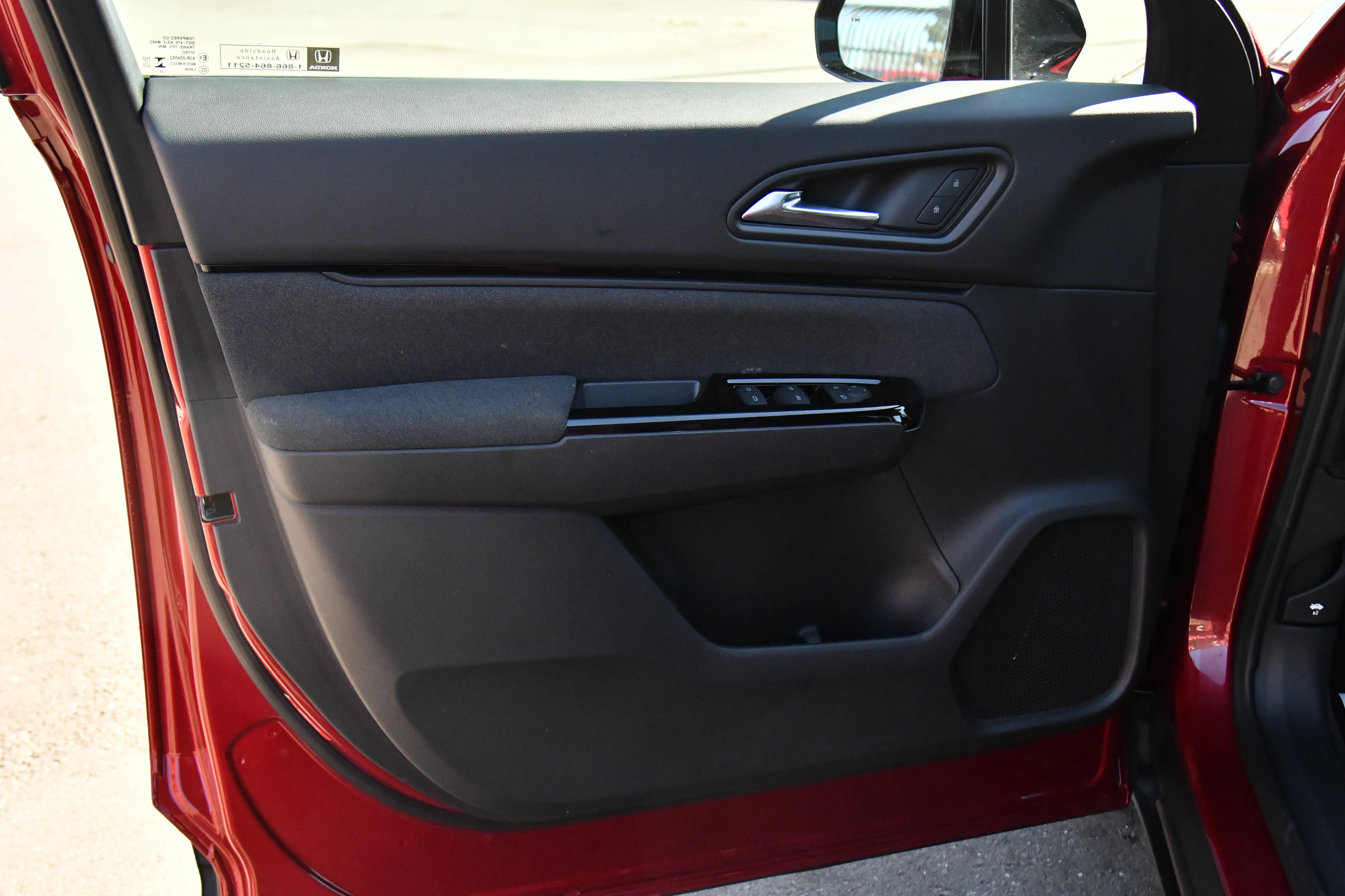 Used 2024 Honda Prologue EX image 14