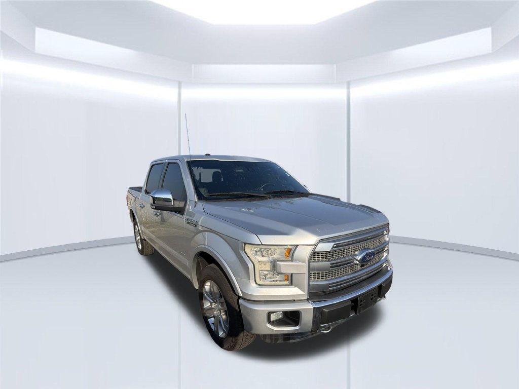 Used 2016 Ford F150 Platinum w/ Equipment Group 701A Luxury AWD/4WD image 2