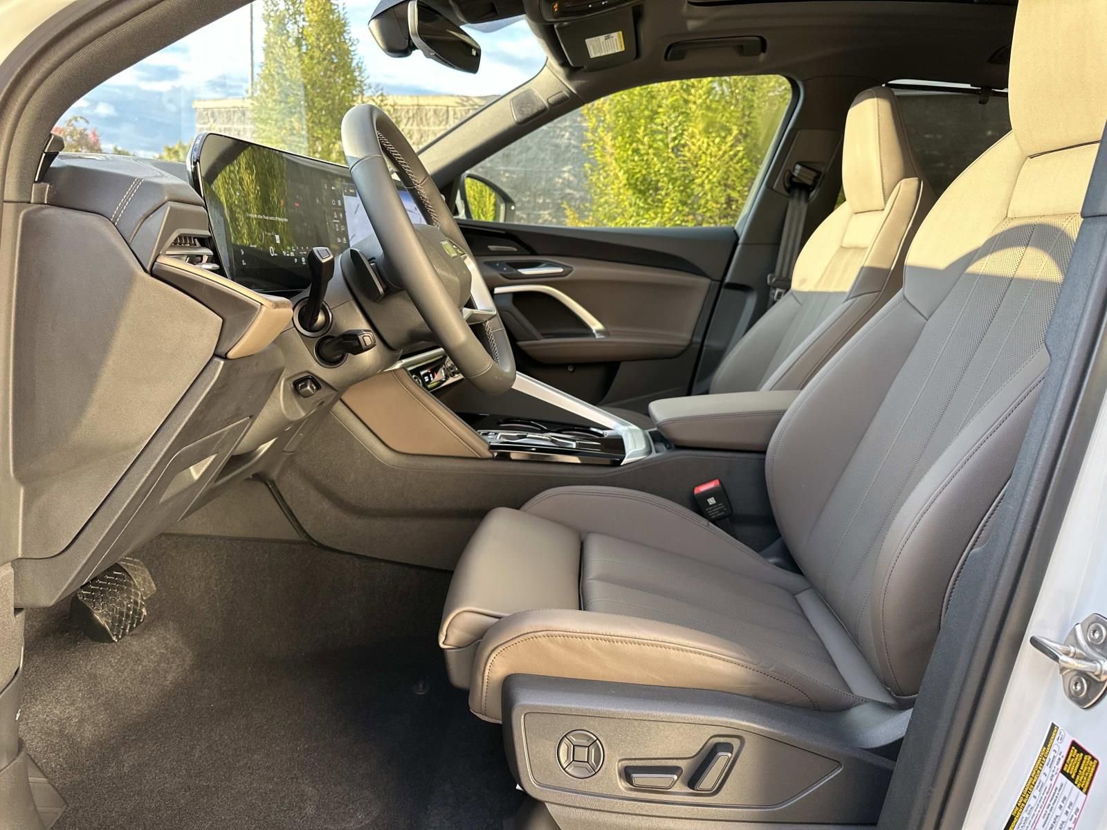 New 2025 Audi Q5 Premium Plus image 22