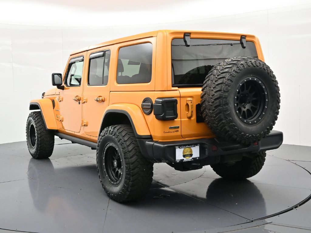Used 2021 Jeep Wrangler Unlimited Sahara AWD/4WD image 8