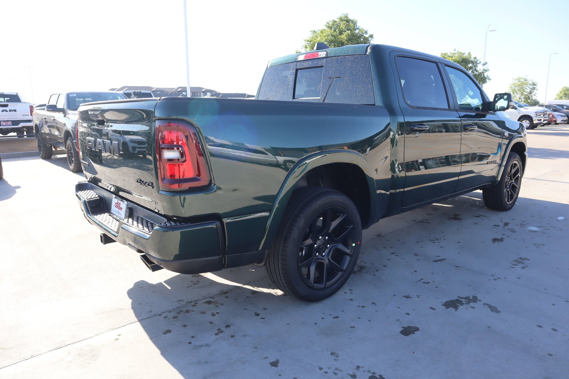 New 2026 RAM 1500 Laramie AWD/4WD image 22