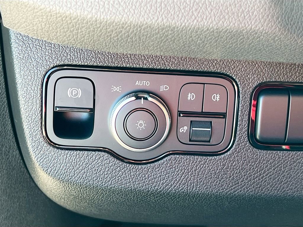 New 2026 Mercedes-Benz Sprinter 2500 image 11