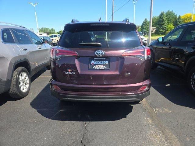 Used 2018 Toyota RAV4 LE w/ All Weather Liner Package FWD image 5