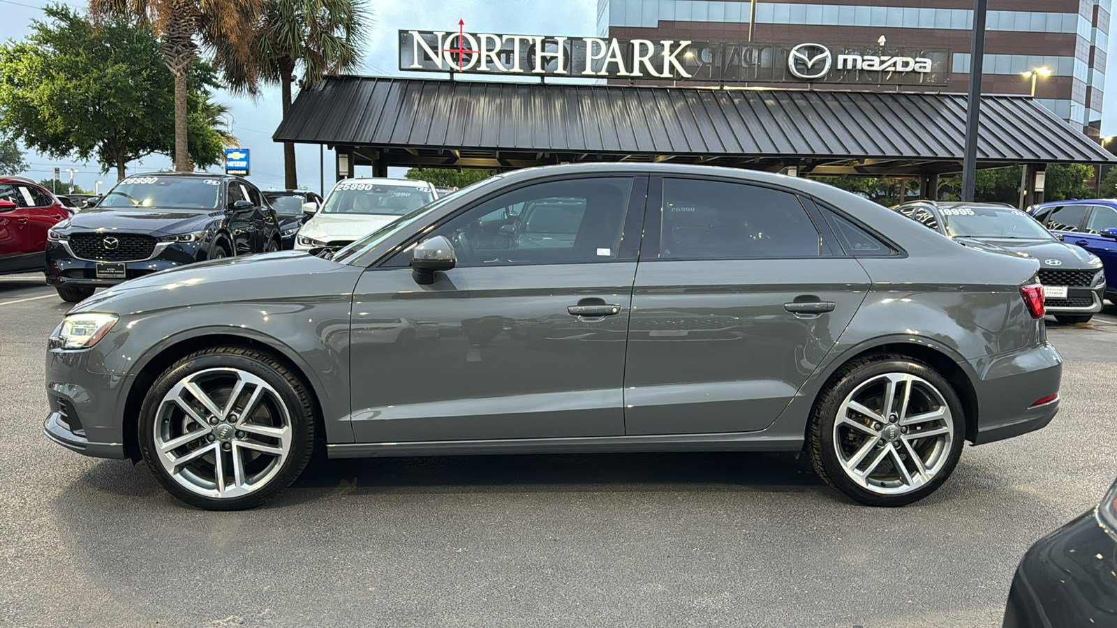 Used 2020 Audi A3 2.0T Premium image 5