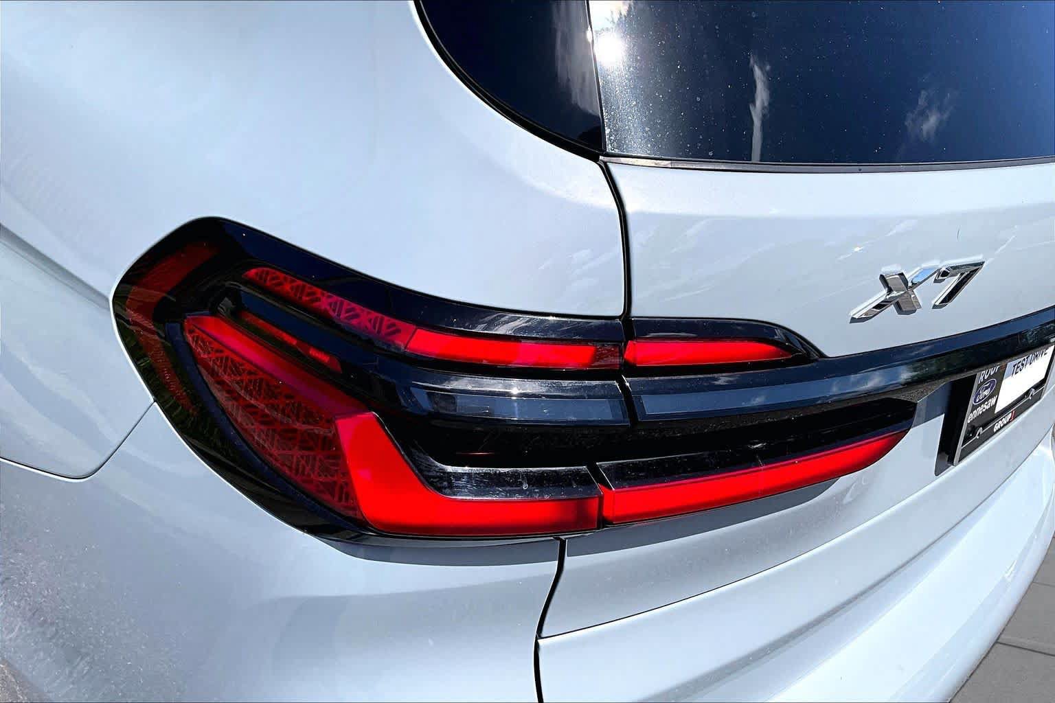 Used 2026 BMW X7 xDrive40i w/ Executive Package AWD/4WD image 28