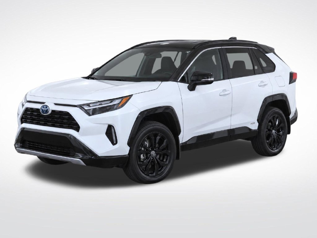 Used 2024 Toyota RAV4 XSE AWD/4WD image 2