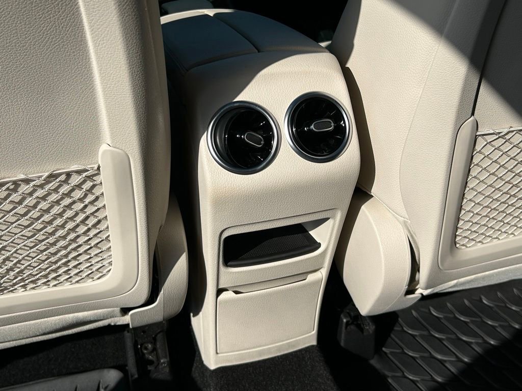 Used 2023 Mercedes-Benz GLB 250 4MATIC image 58