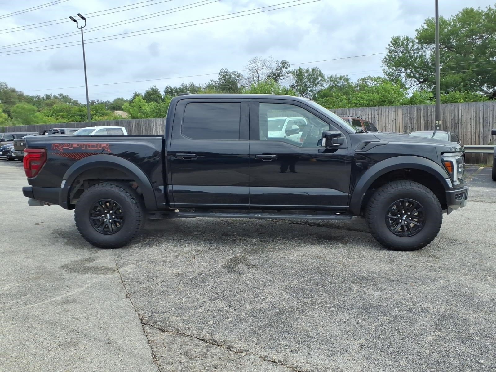 Certified 2025 Ford F150 Raptor AWD/4WD image 2