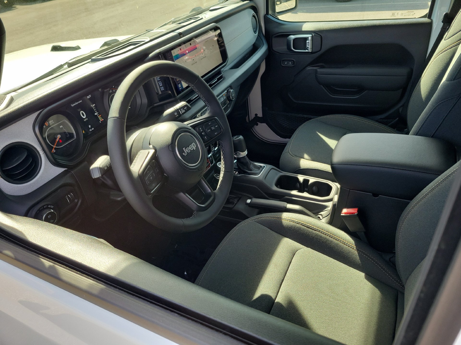 New 2026 Jeep Gladiator Sport AWD/4WD image 3