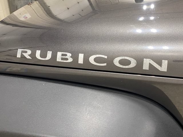 Used 2017 Jeep Wrangler Unlimited Rubicon w/ Connectivity Group AWD/4WD image 33