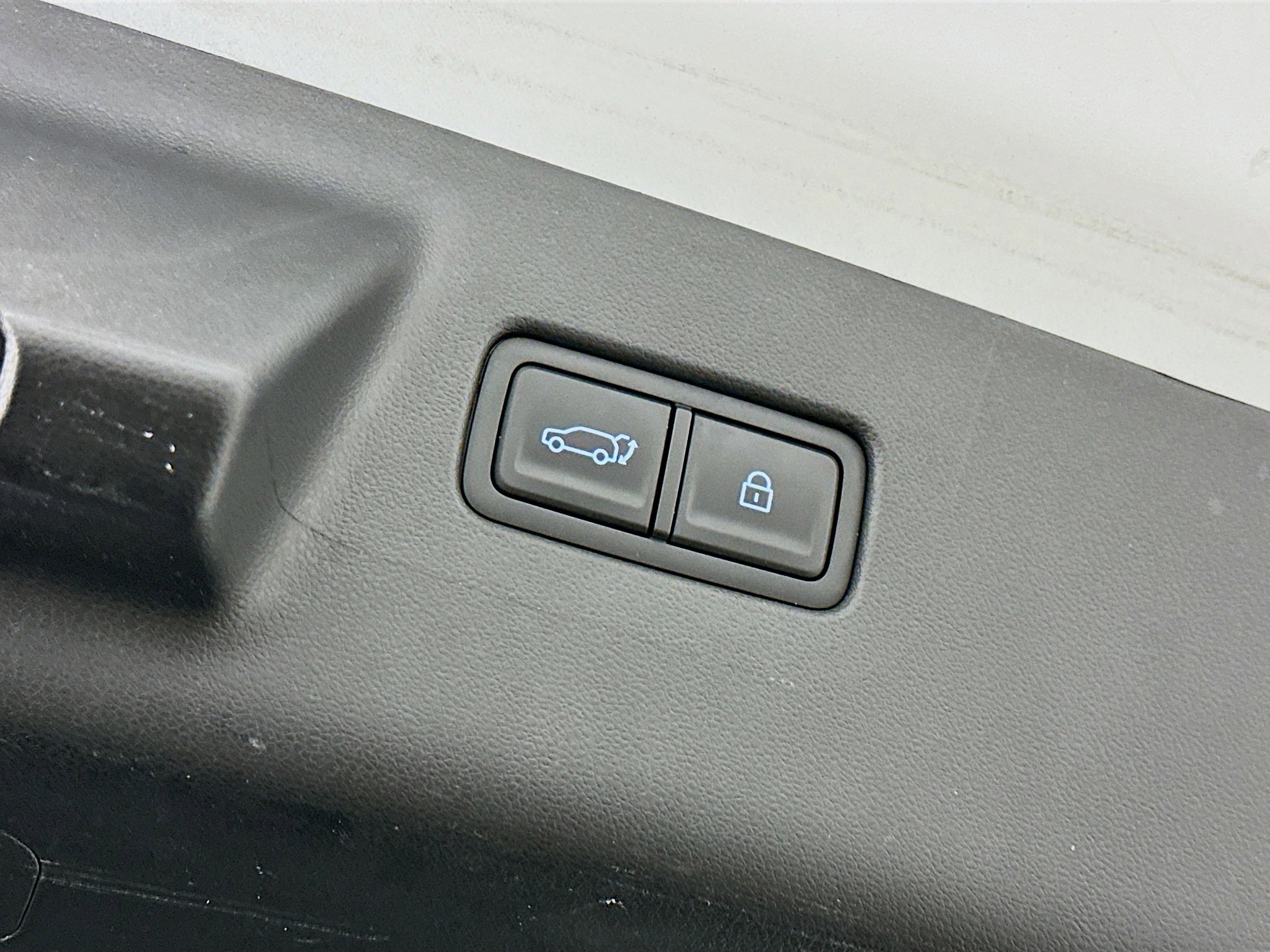 Used 2025 Hyundai Santa Fe SEL image 30