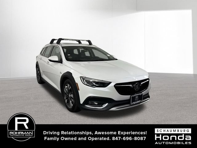 Used 2019 Buick Regal Essence w/ Driver Confidence Package I AWD/4WD image 3