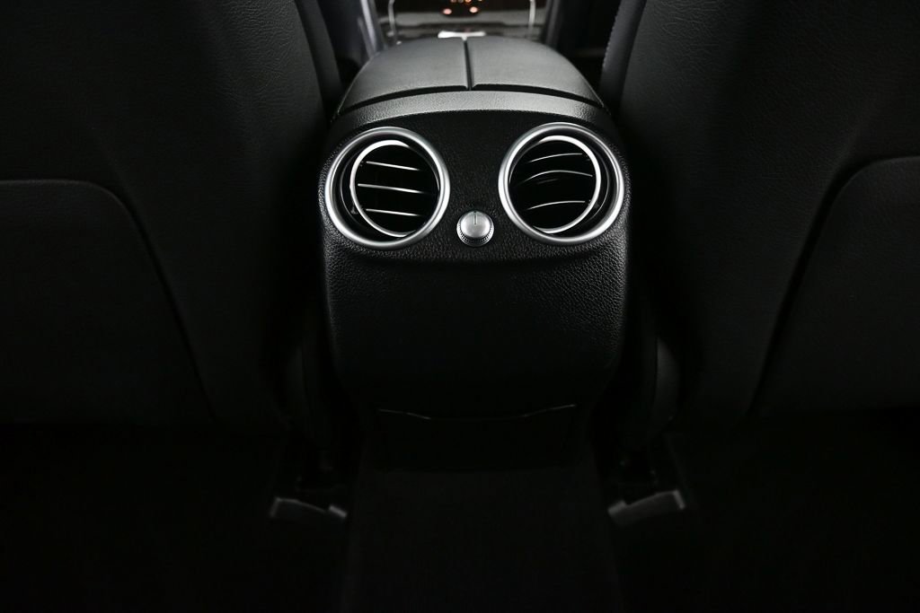Used 2018 Mercedes-Benz GLC 300 image 20
