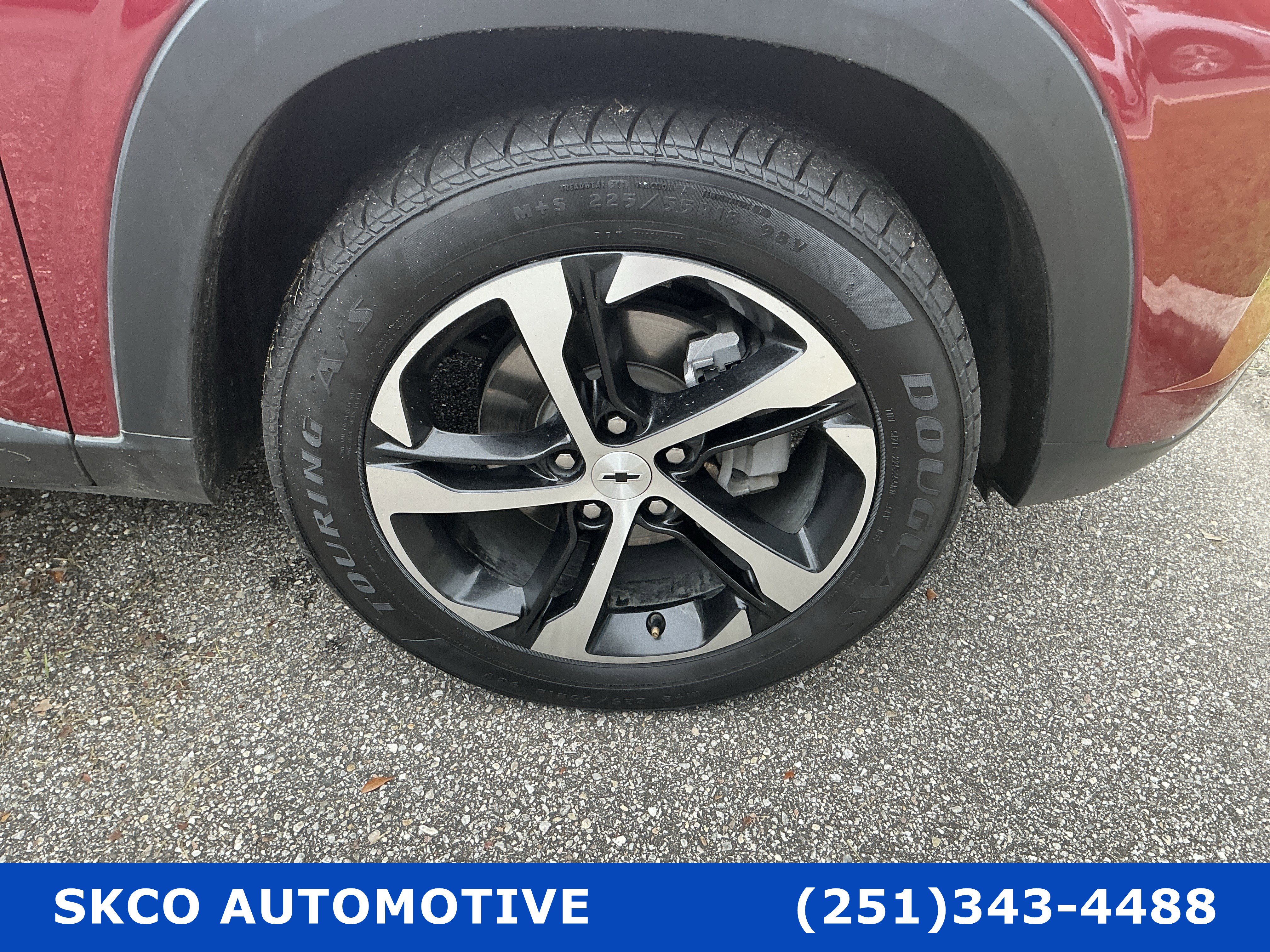 Used 2024 Chevrolet Trax RS FWD image 9