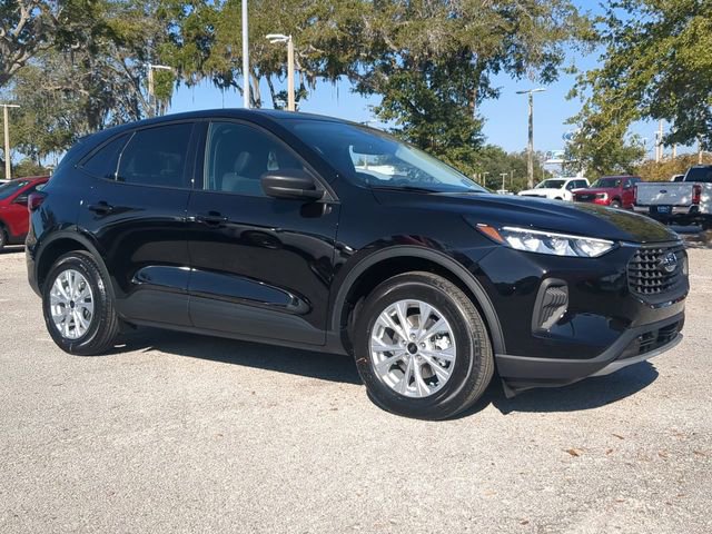 New 2026 Ford Escape Active w/ Tech Pack #1 FWD image 2