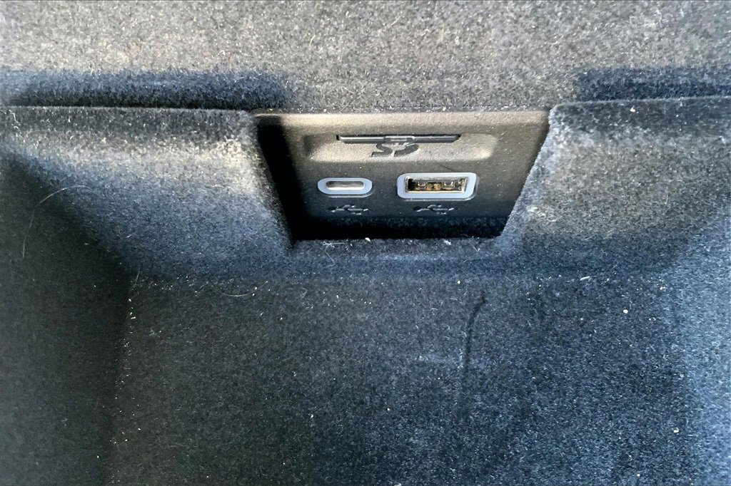 Certified 2023 Cadillac XT5 Premium Luxury w/ Technology Package image 35