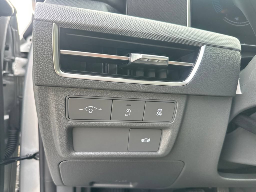 Used 2026 Hyundai Sonata SE FWD image 17