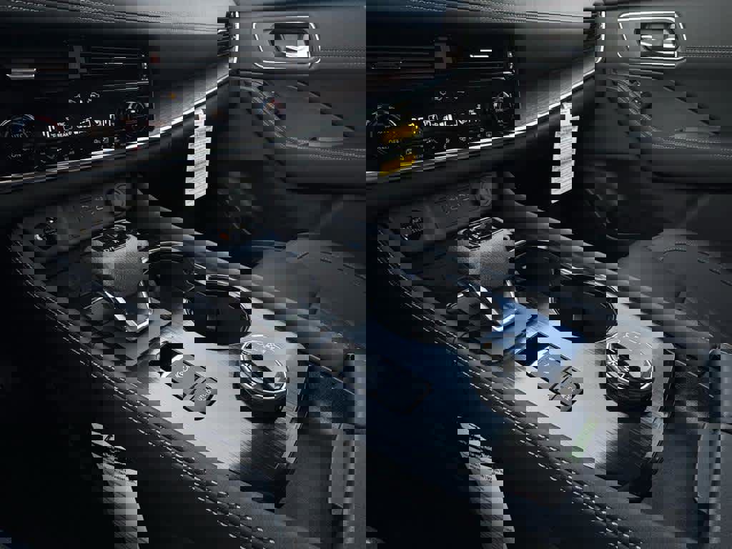 New 2025 Nissan Rogue Platinum w/ Tech Package image 19