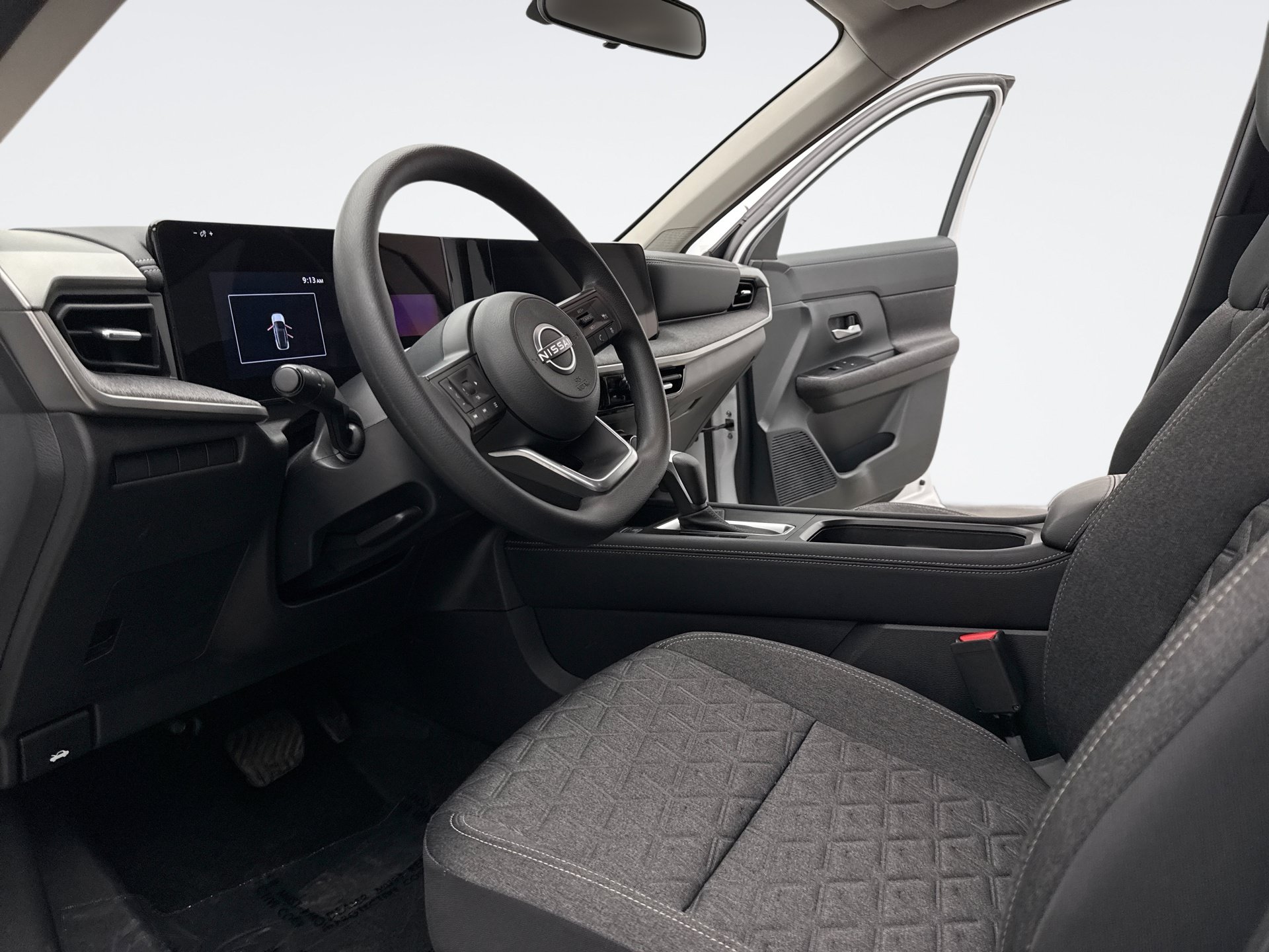 Used 2025 Nissan Kicks SV AWD/4WD image 10