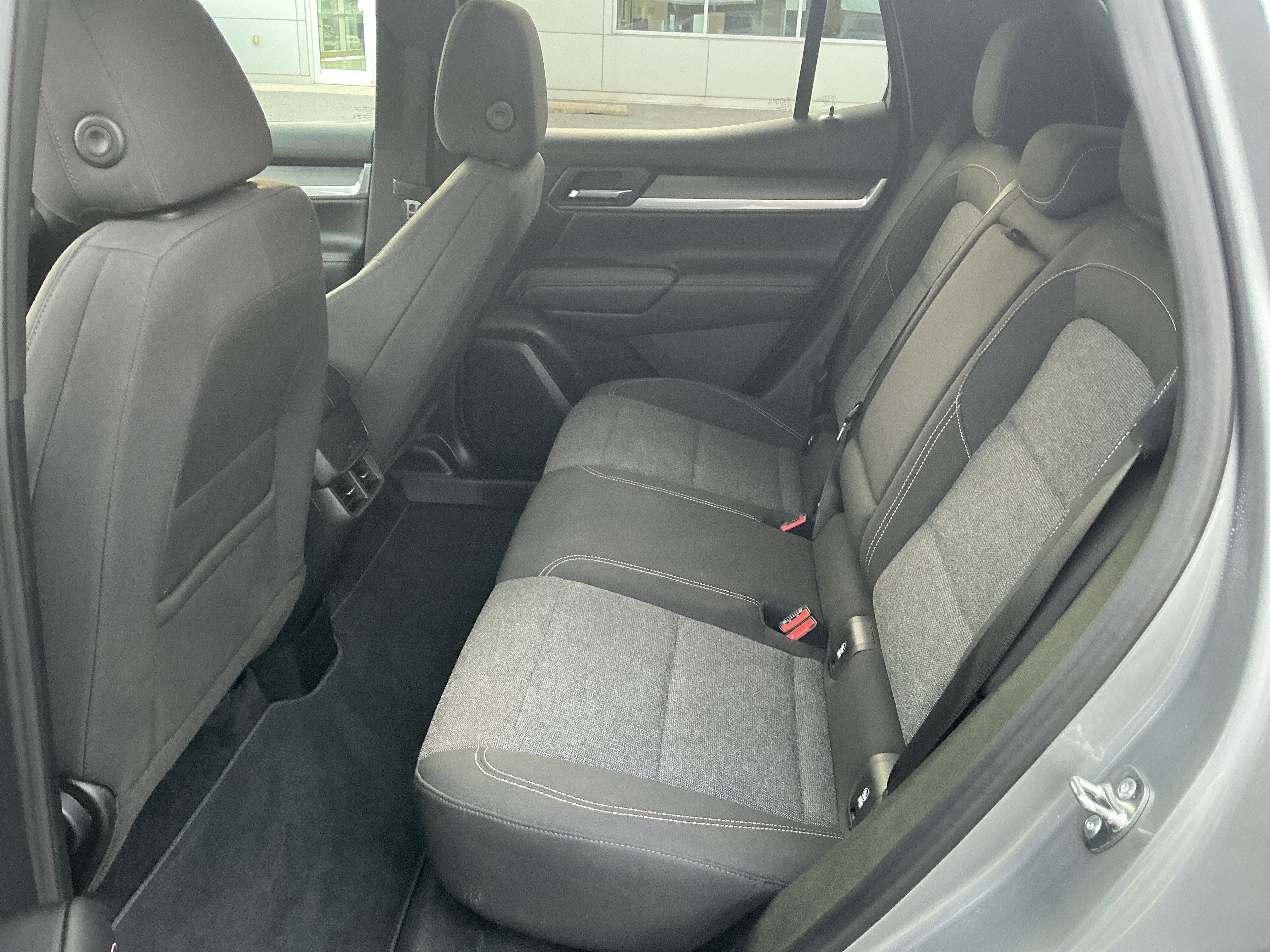 Used 2025 GMC Terrain Elevation AWD/4WD image 16