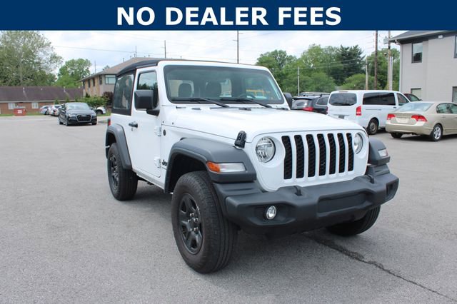 Used 2024 Jeep Wrangler Sport AWD/4WD image 2