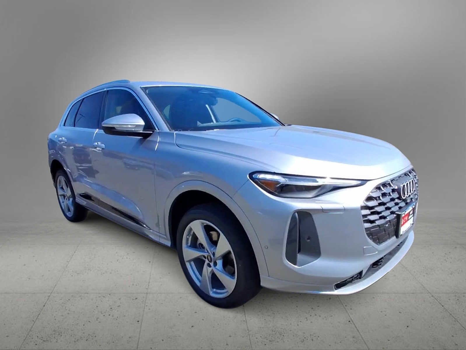 New 2026 Audi Q5 Premium Plus AWD/4WD image 2