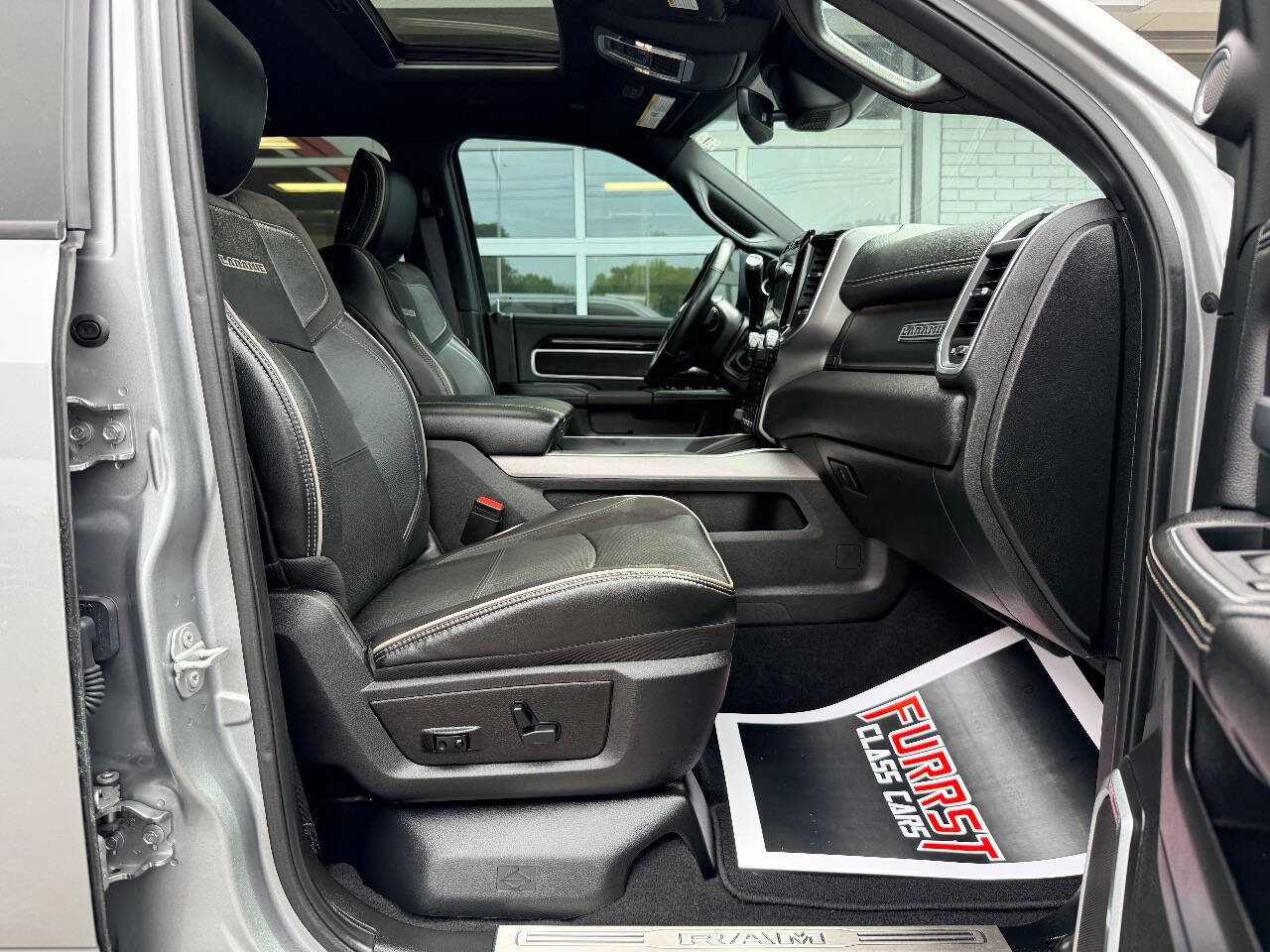 Used 2020 RAM 3500 Laramie AWD/4WD image 43
