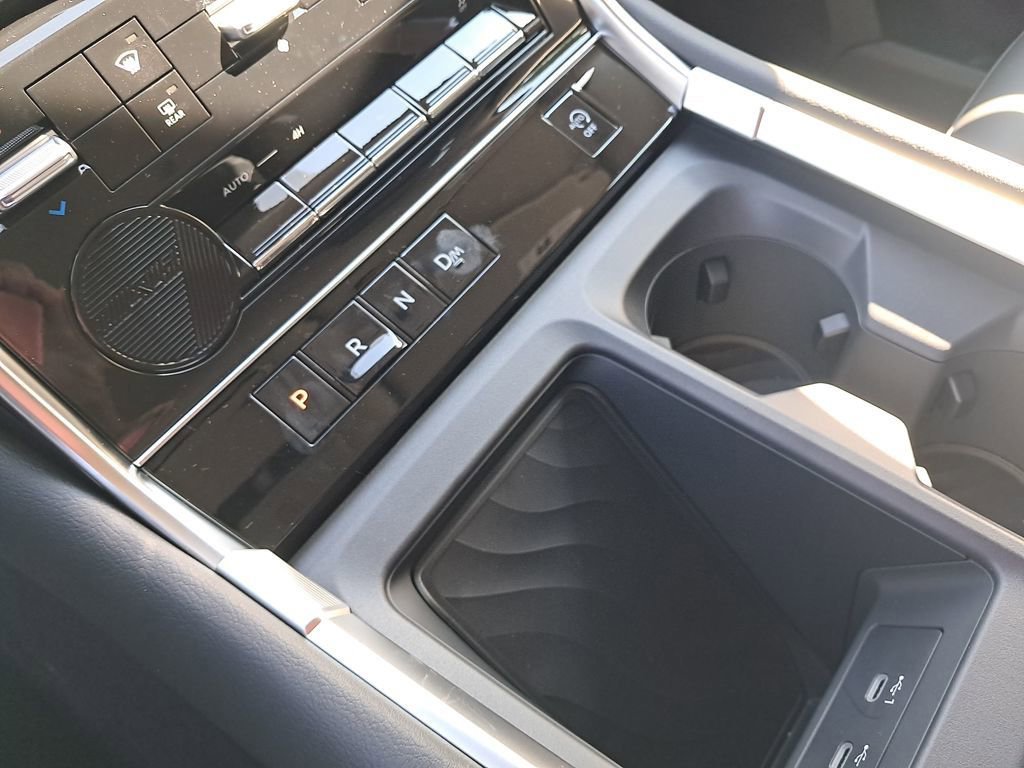 New 2026 Nissan Armada SV image 25