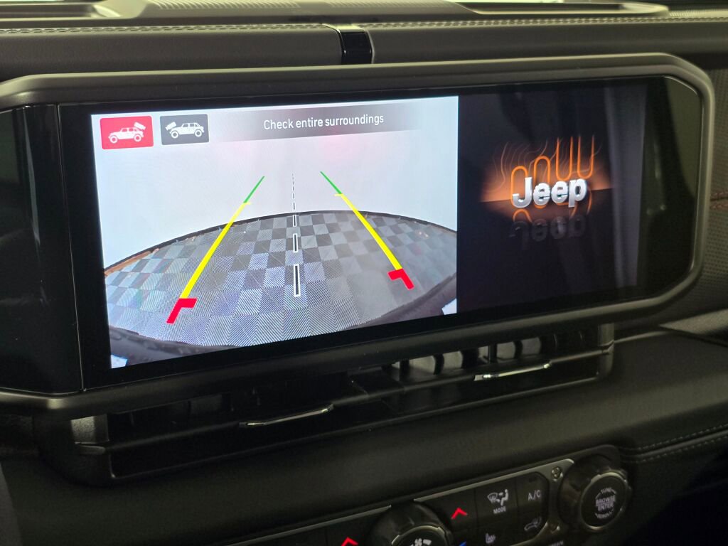 New 2026 Jeep Wrangler Unlimited Rubicon w/ Steel Bumper Group image 26