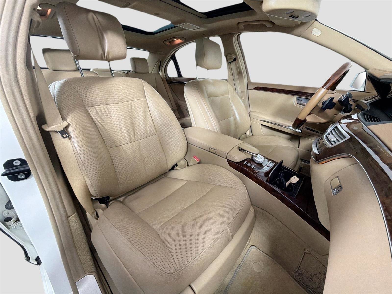 Used 2012 Mercedes-Benz S 550 4MATIC image 27