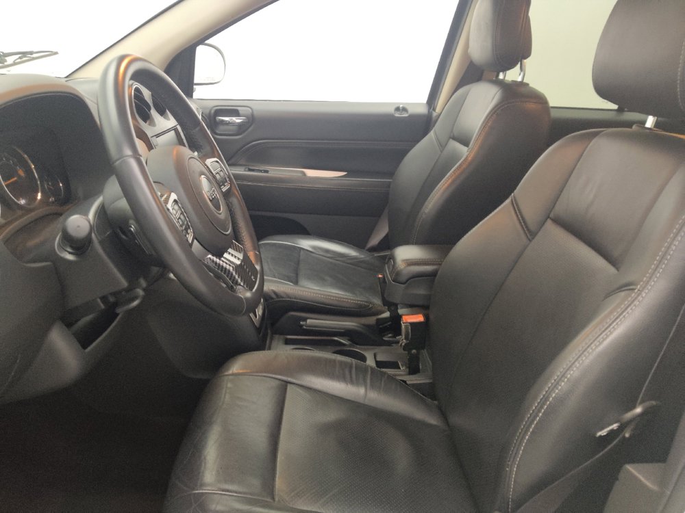 Used 2016 Jeep Compass High Altitude AWD/4WD image 17