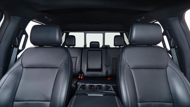 Used 2025 Ford F150 Lariat image 3