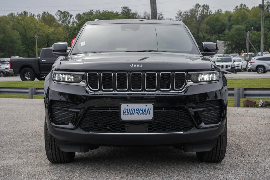 New 2025 Jeep Grand Cherokee Laredo X w/ Luxury Tech Group I image 2