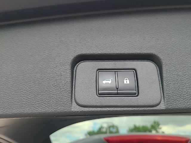 Used 2024 Nissan Rogue SV w/ SV Premium Package FWD image 32