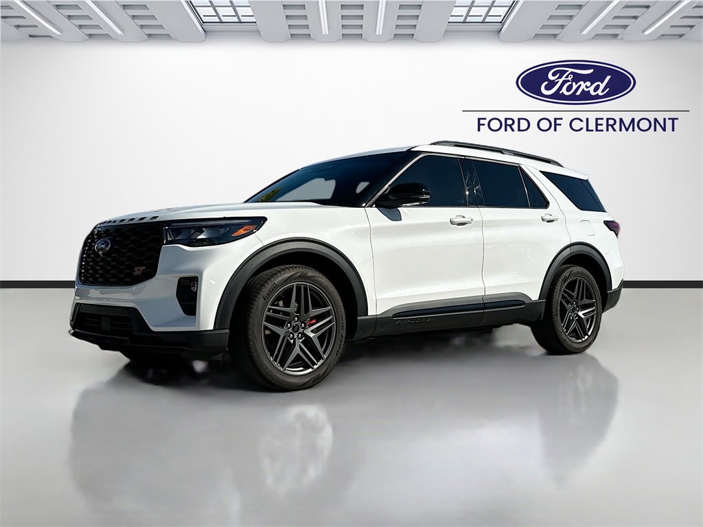 Certified 2025 Ford Explorer ST image 3