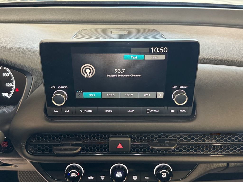 Used 2023 Honda HR-V LX image 17