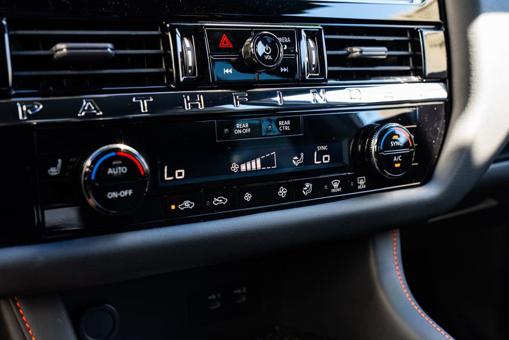 New 2026 Nissan Pathfinder Rock Creek image 19