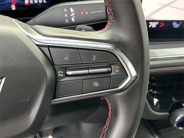 Used 2025 Chevrolet Suburban RST image 36