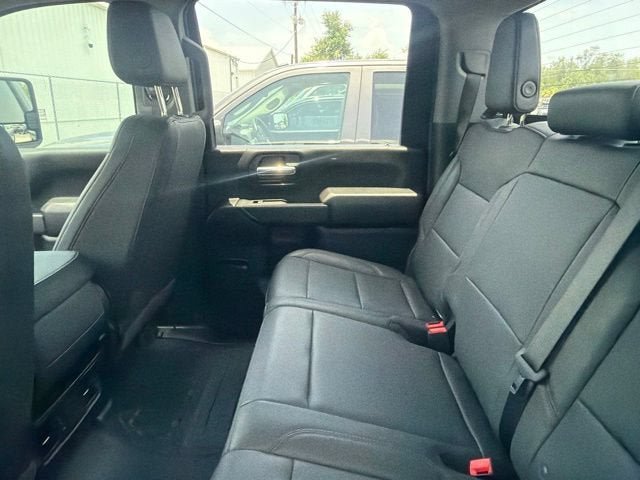 Used 2025 GMC Sierra 3500 Pro AWD/4WD image 9
