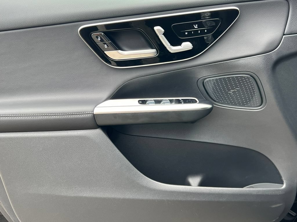 New 2027 Mercedes-Benz GLC 300 4MATIC image 15