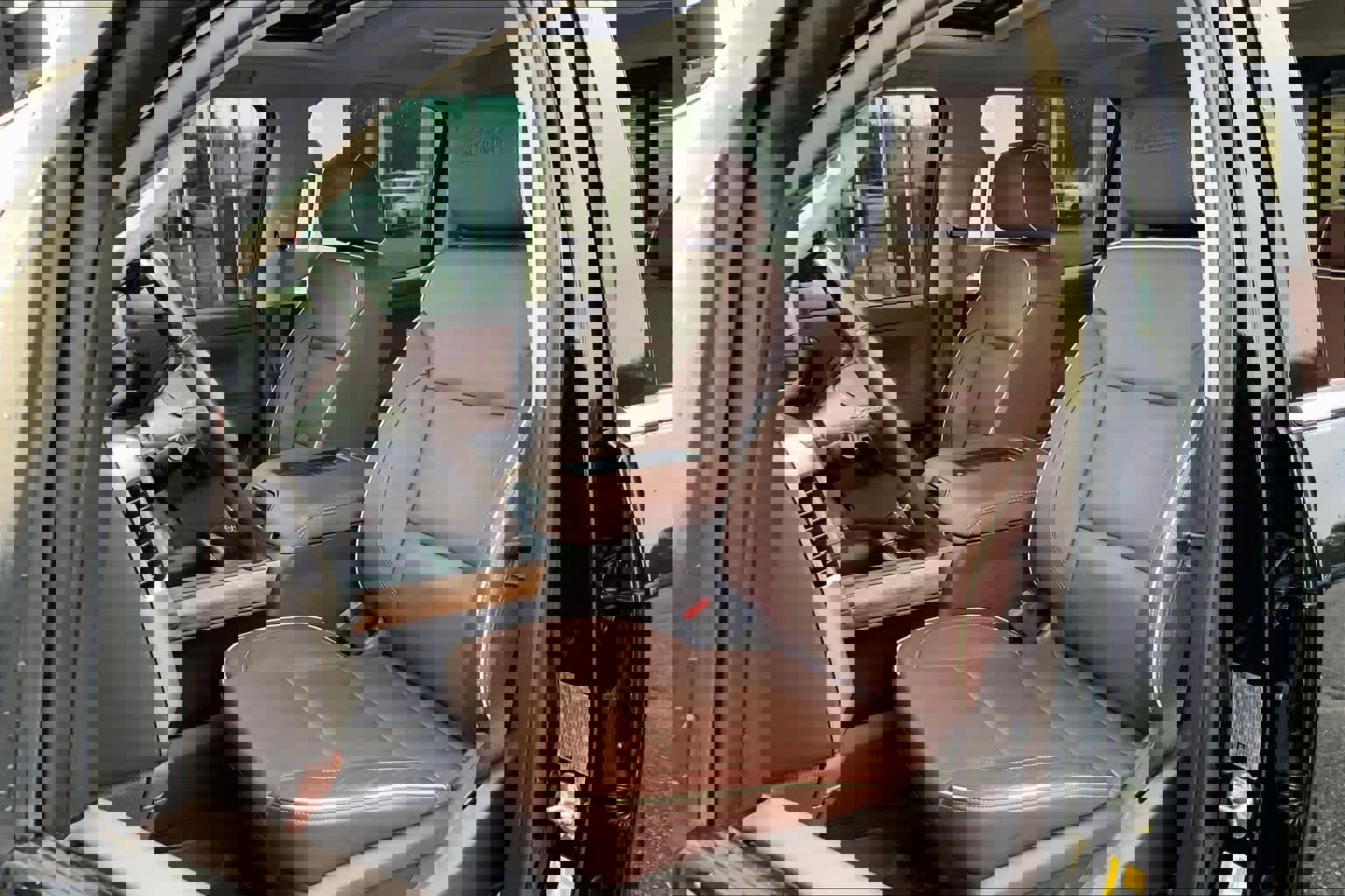 Used 2018 Chevrolet Silverado 3500 High Country w/ Duramax Plus Package image 7