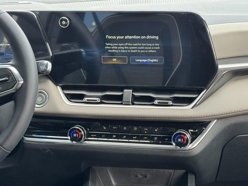 New 2026 Chevrolet Equinox LT w/ Convenience Package II image 8