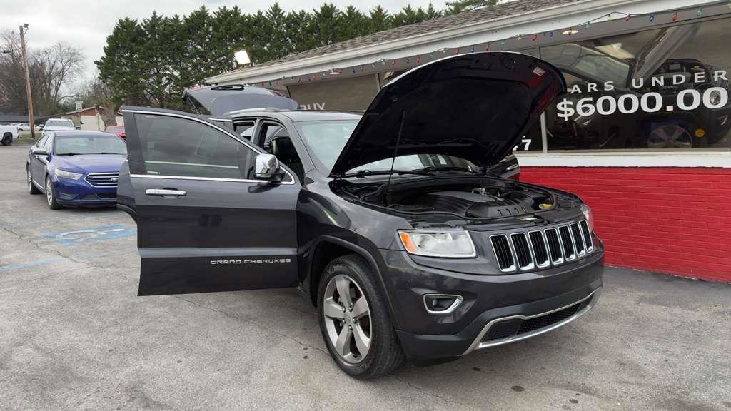Used 2014 Jeep Grand Cherokee Limited w/ Trailer Tow Group IV AWD/4WD image 32