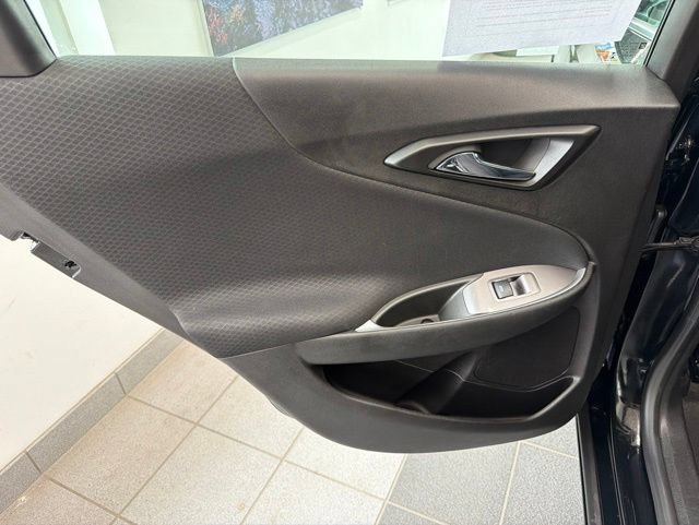 Used 2023 Chevrolet Malibu LT w/ Midnight Edition FWD image 13