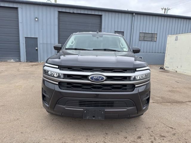 Used 2024 Ford Expedition Max XLT AWD/4WD image 2
