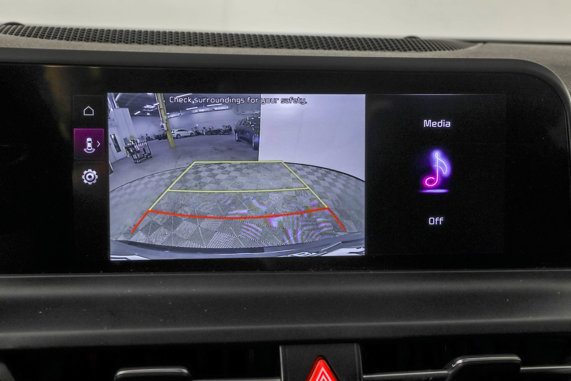 Used 2024 Kia Seltos SX w/ SX Sunroof Package image 8