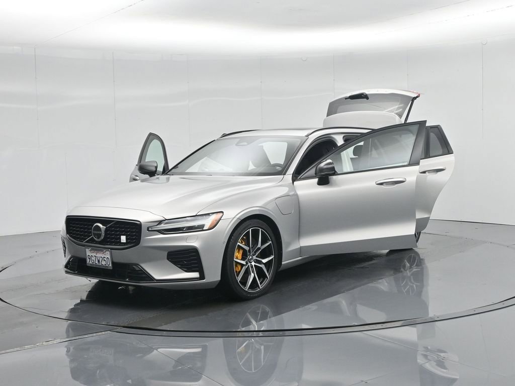 Used 2024 Volvo V60 T8 Polestar w/ Protection Package Premier image 36