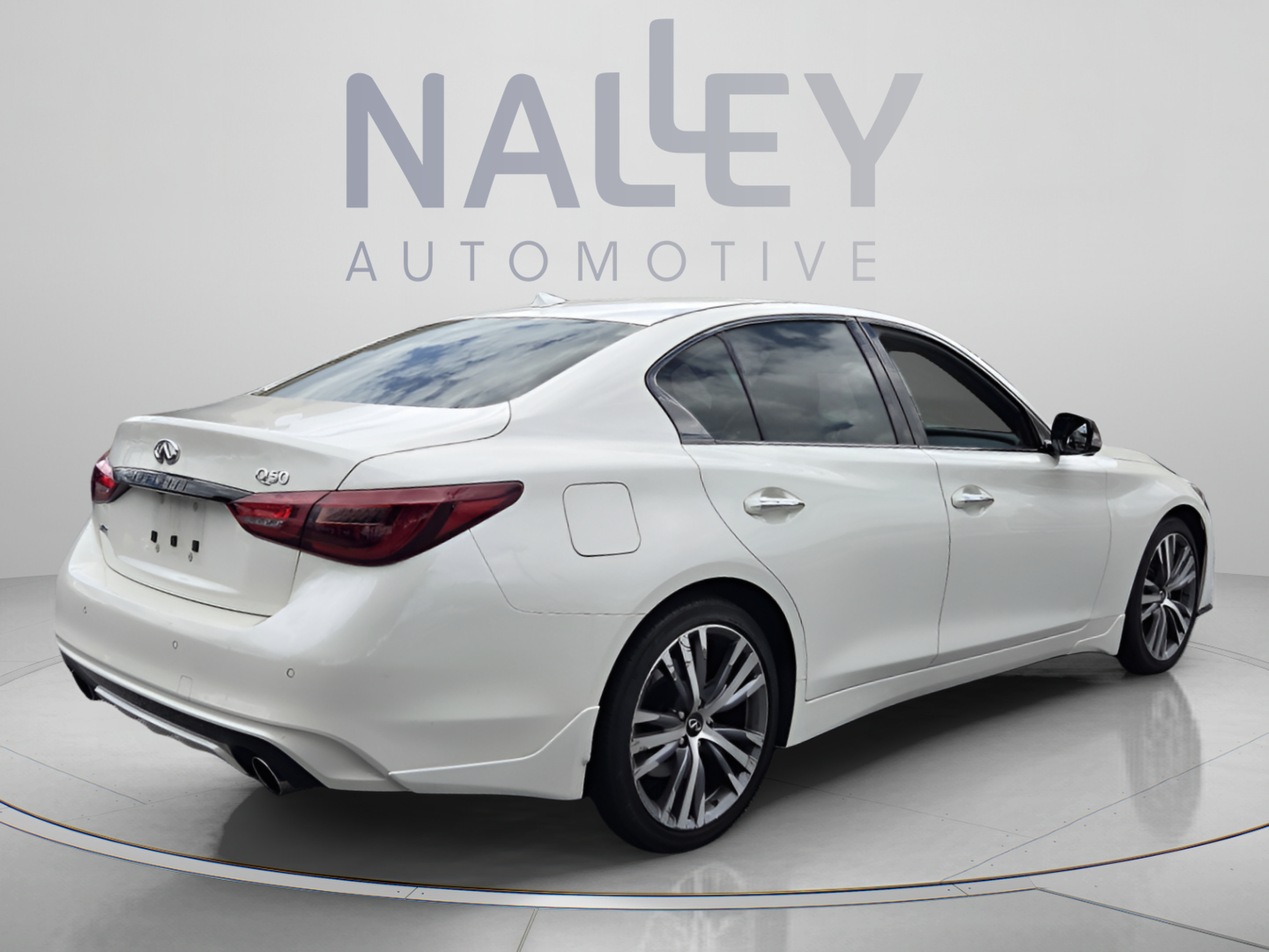 Used 2023 INFINITI Q50 Sensory AWD/4WD image 5