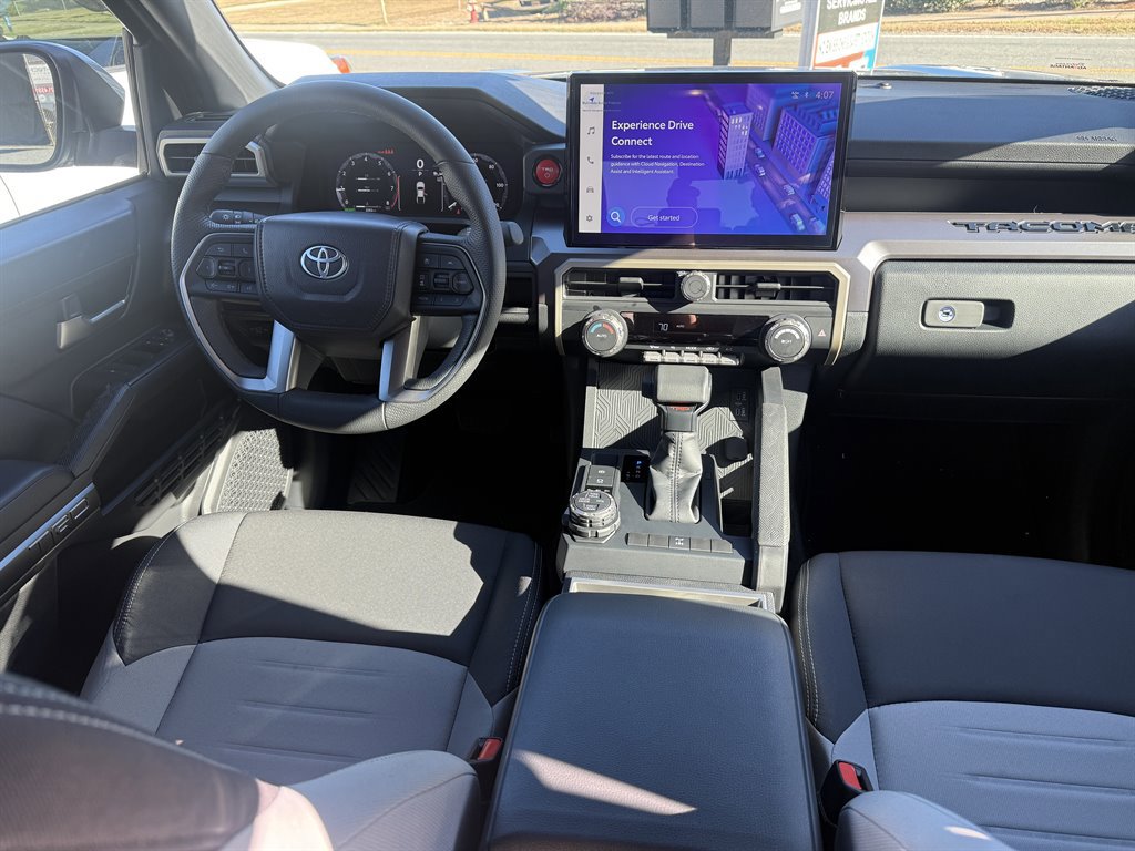 Used 2025 Toyota Tacoma TRD Off-Road image 21