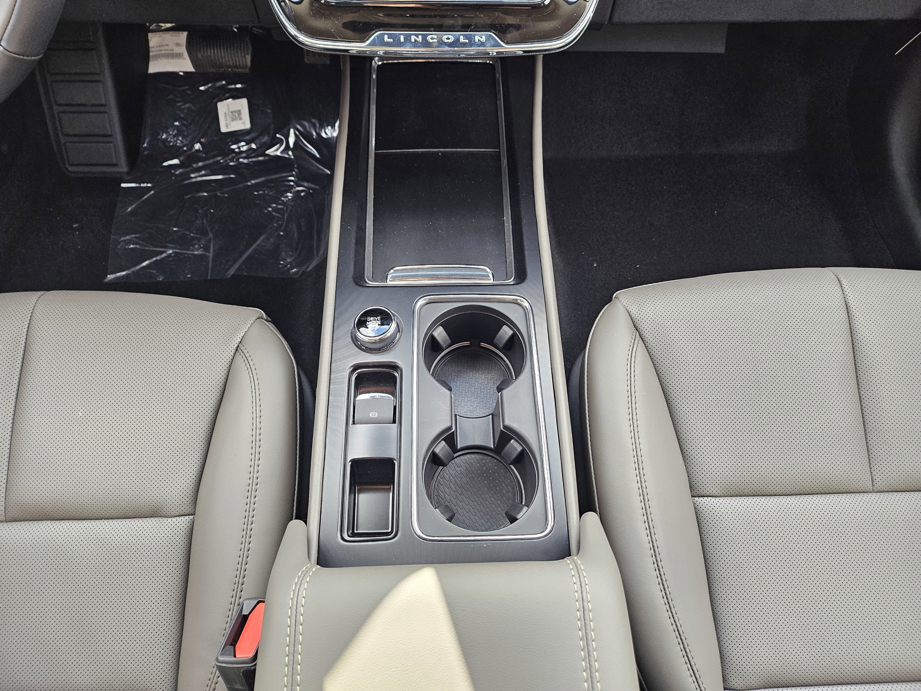 New 2026 Lincoln Corsair Premiere AWD/4WD image 18
